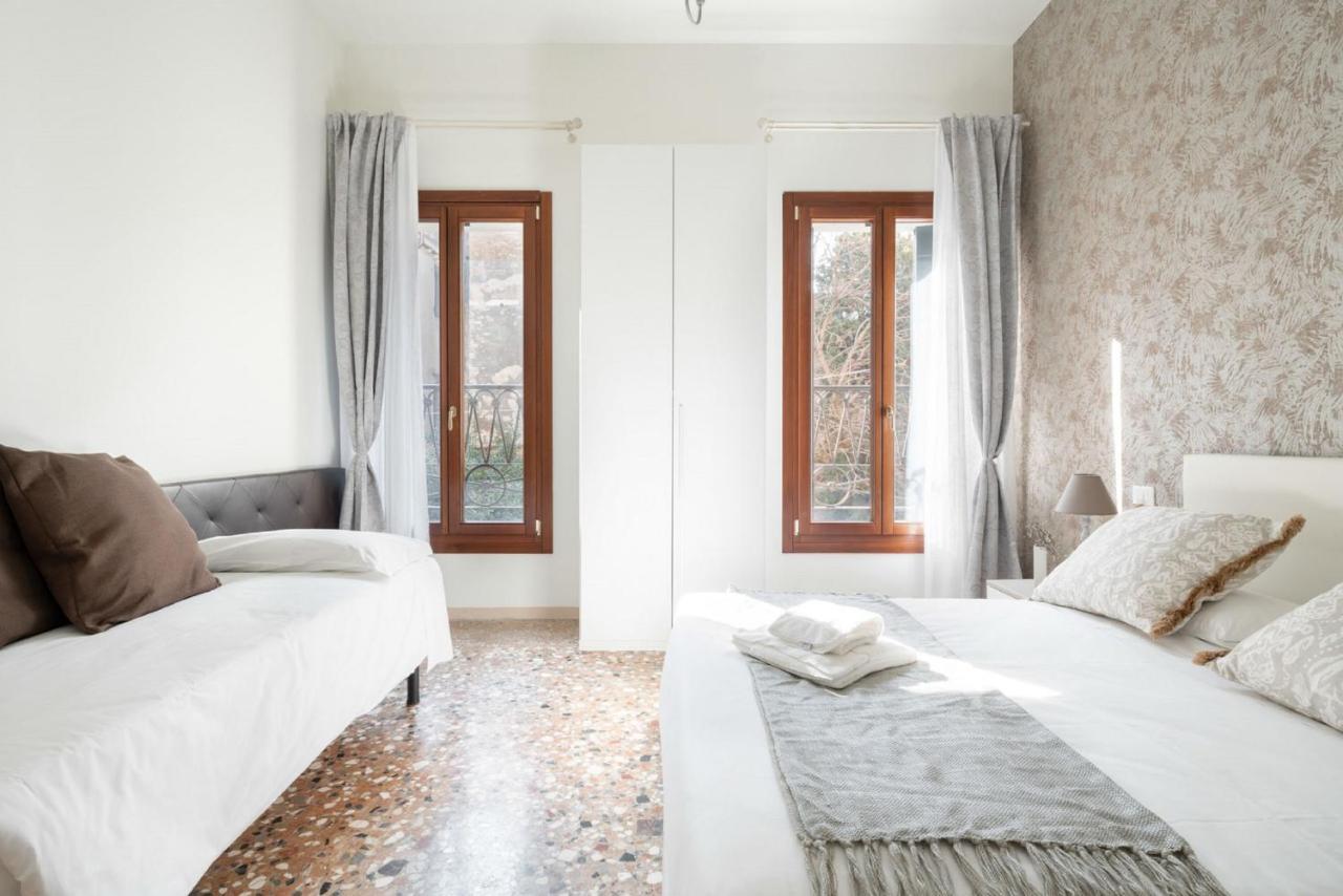 Accademia Charm Apartments By Wonderful Italy 베니스 외부 사진