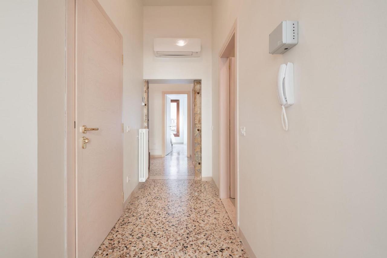 Accademia Charm Apartments By Wonderful Italy 베니스 외부 사진