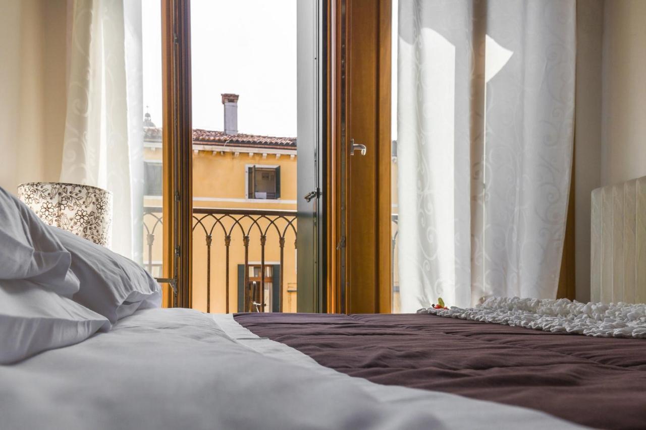 Accademia Charm Apartments By Wonderful Italy 베니스 외부 사진