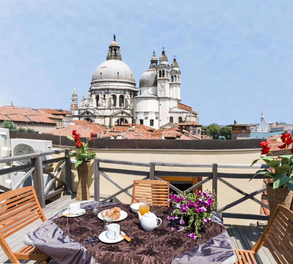 Accademia Charm Apartments By Wonderful Italy 베니스 외부 사진