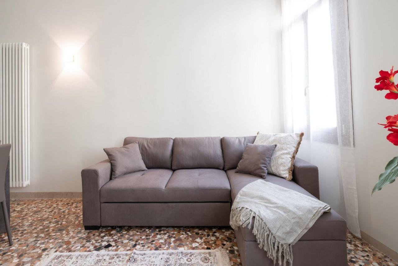 Accademia Charm Apartments By Wonderful Italy 베니스 외부 사진