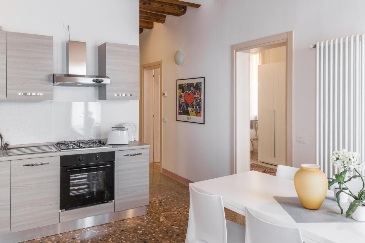 Accademia Charm Apartments By Wonderful Italy 베니스 외부 사진