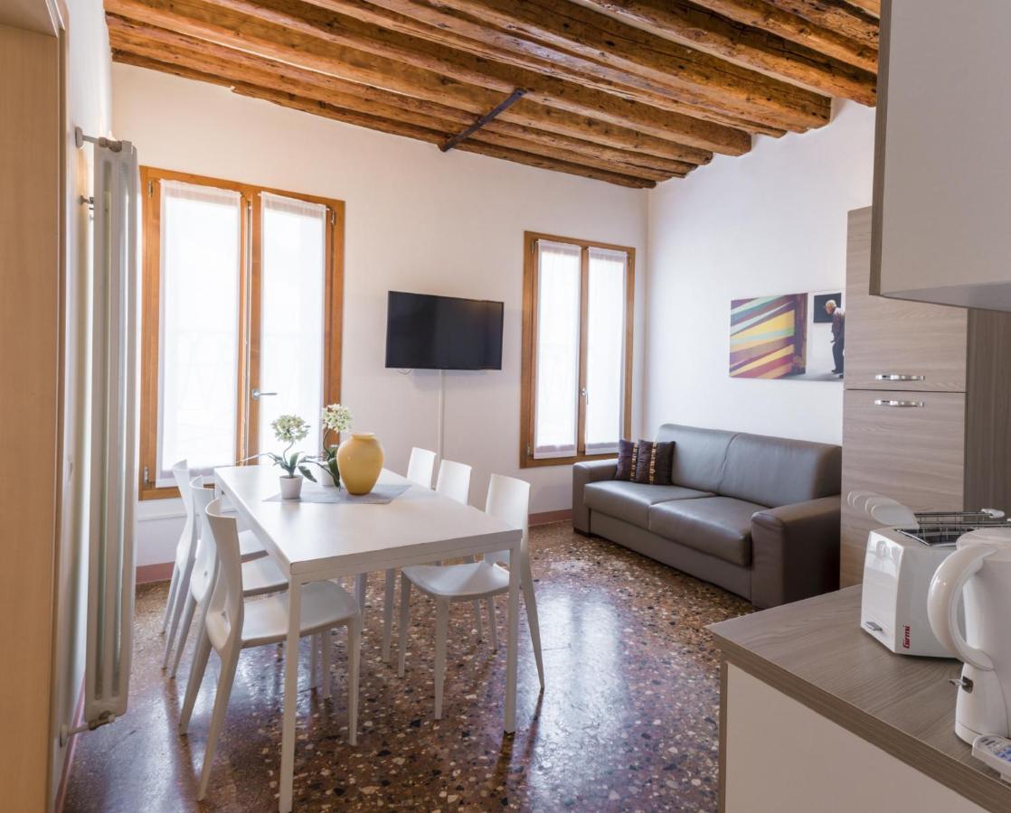 Accademia Charm Apartments By Wonderful Italy 베니스 외부 사진