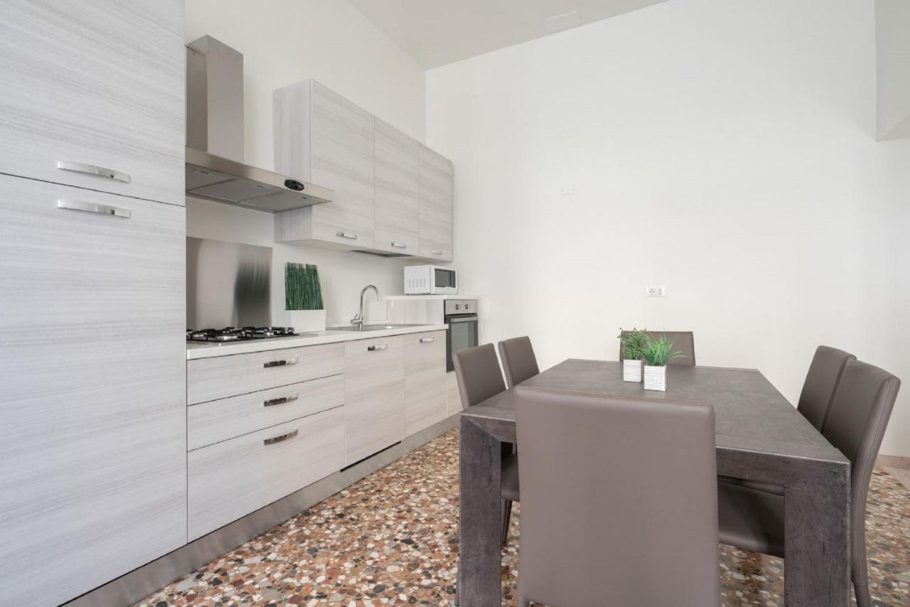 Accademia Charm Apartments By Wonderful Italy 베니스 외부 사진