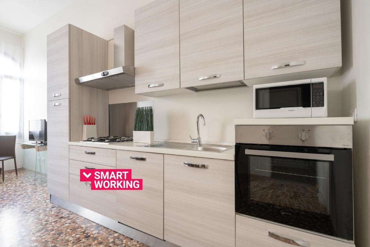 Accademia Charm Apartments By Wonderful Italy 베니스 외부 사진