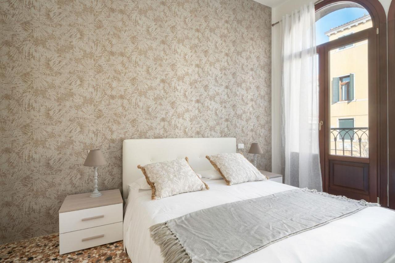 Accademia Charm Apartments By Wonderful Italy 베니스 외부 사진