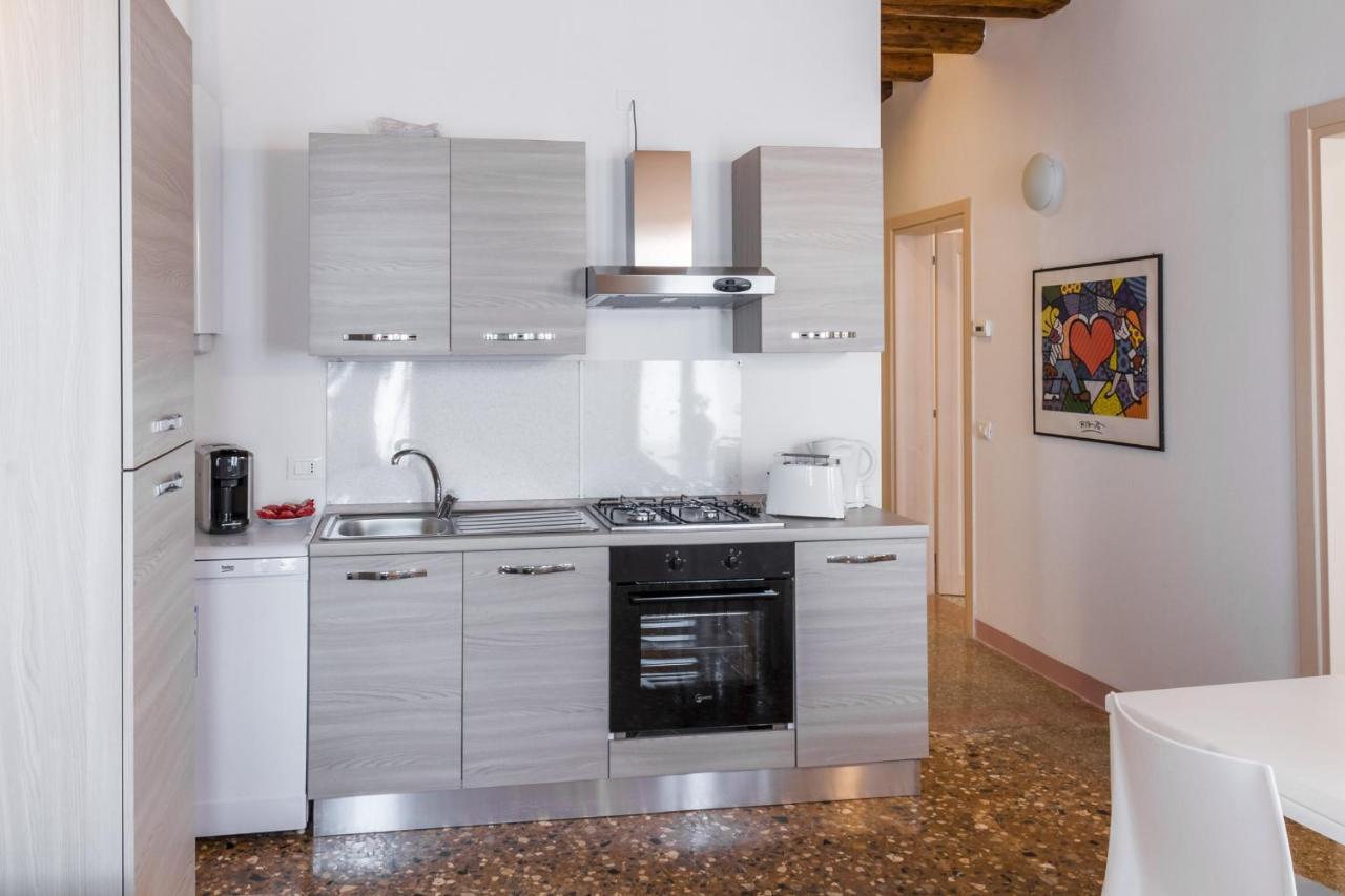 Accademia Charm Apartments By Wonderful Italy 베니스 외부 사진
