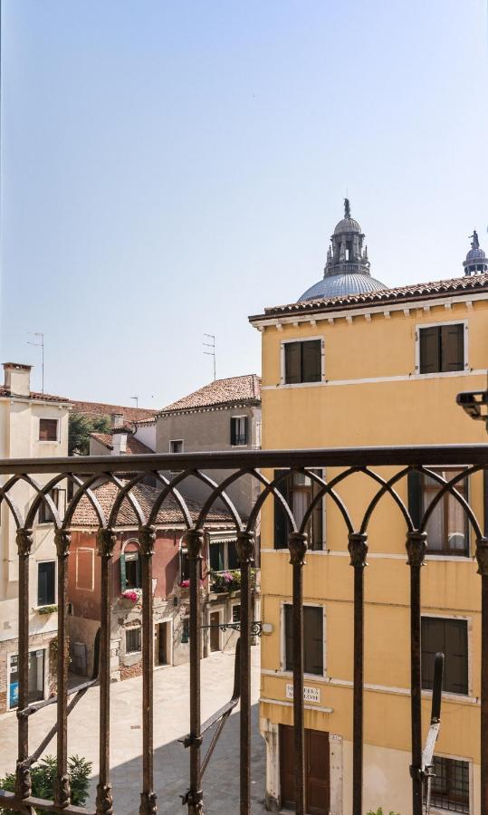 Accademia Charm Apartments By Wonderful Italy 베니스 외부 사진