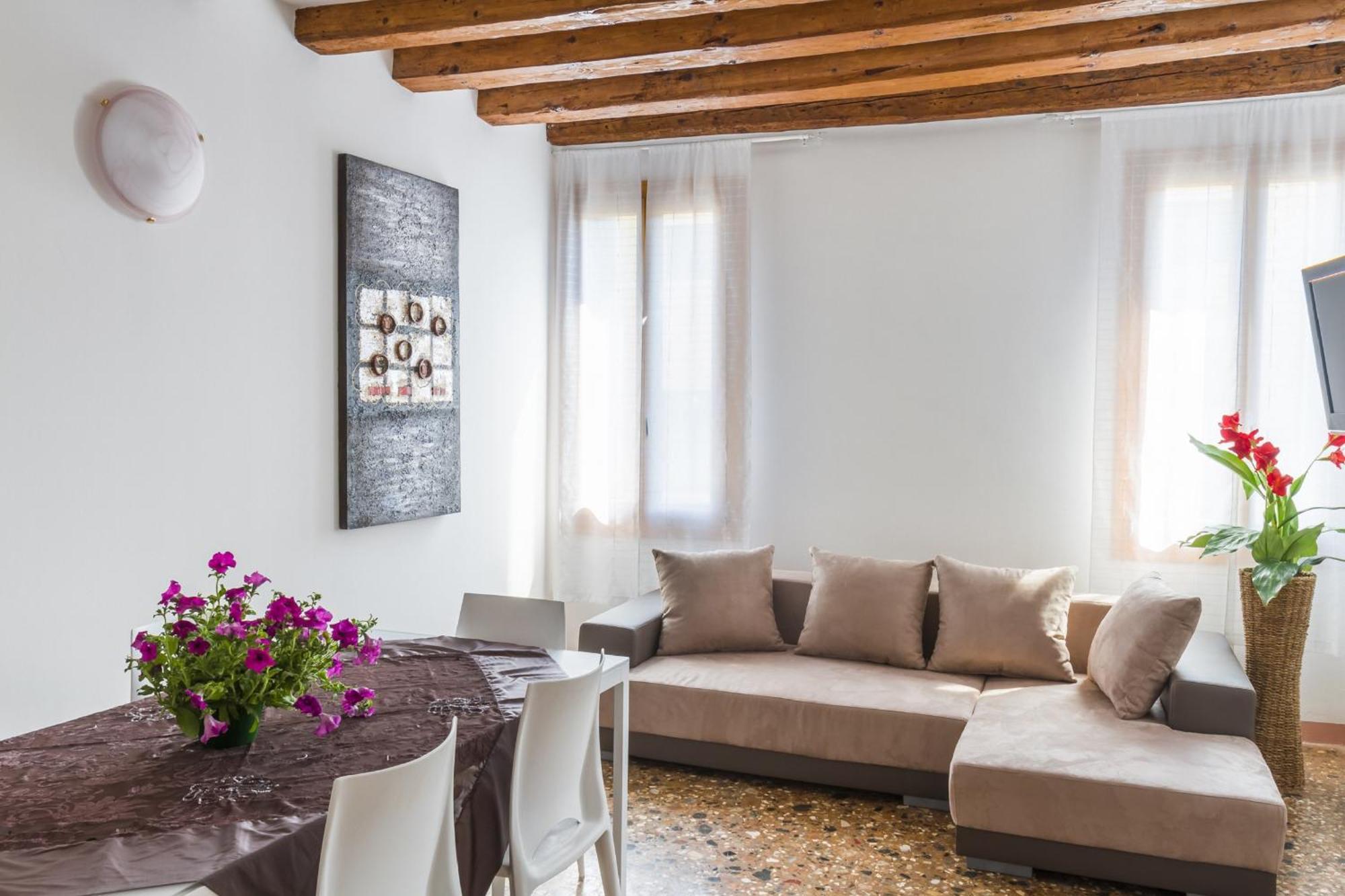 Accademia Charm Apartments By Wonderful Italy 베니스 외부 사진