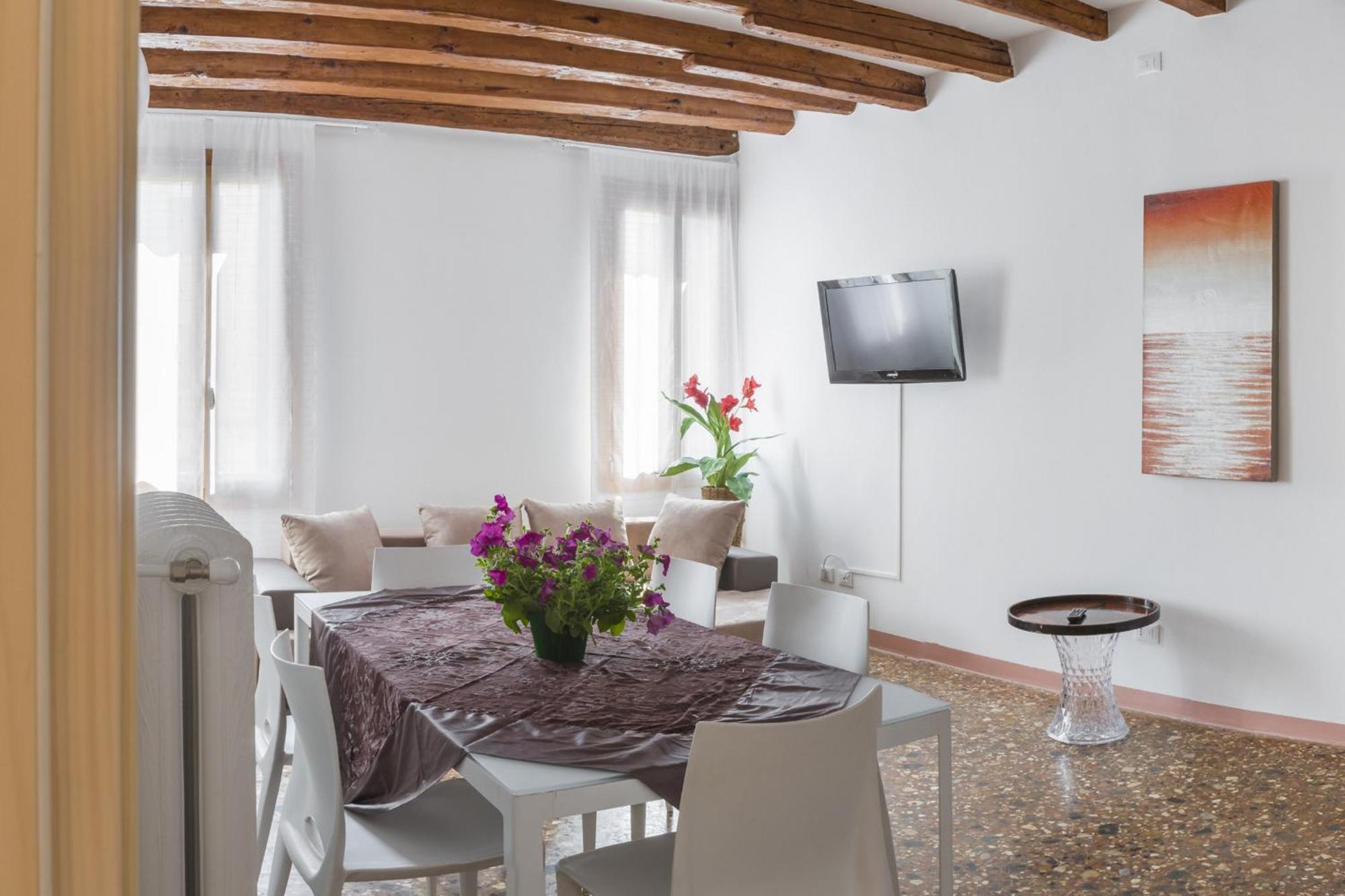 Accademia Charm Apartments By Wonderful Italy 베니스 외부 사진